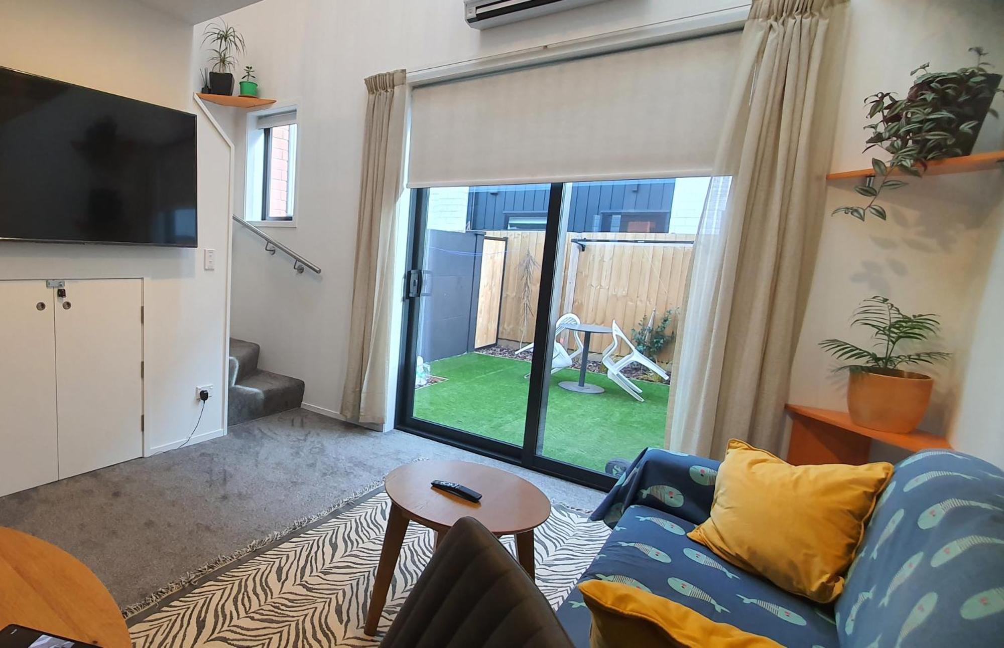 Modern Loft In Christchurch Cbd With Private Courtyard Экстерьер фото
