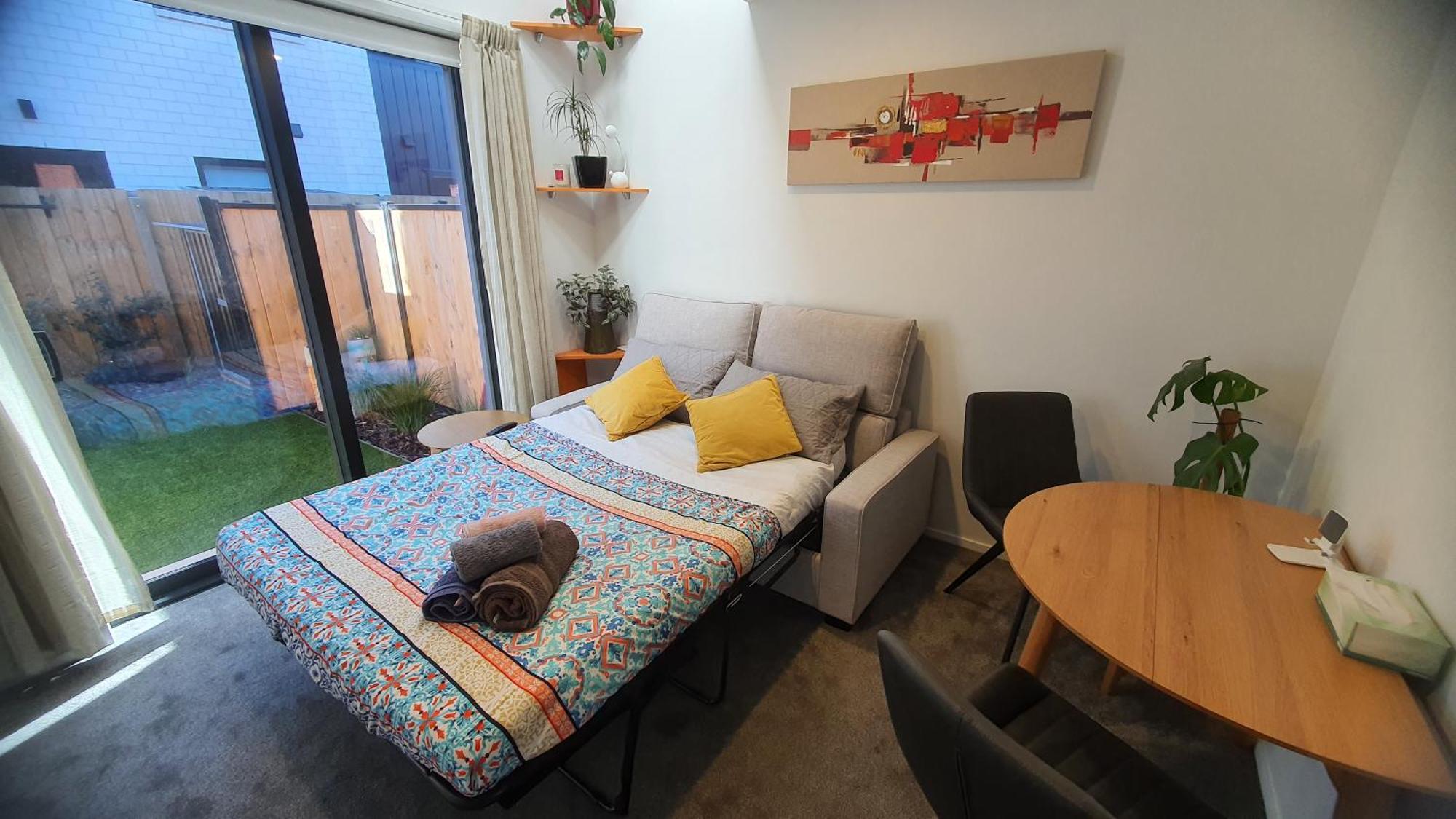 Modern Loft In Christchurch Cbd With Private Courtyard Экстерьер фото