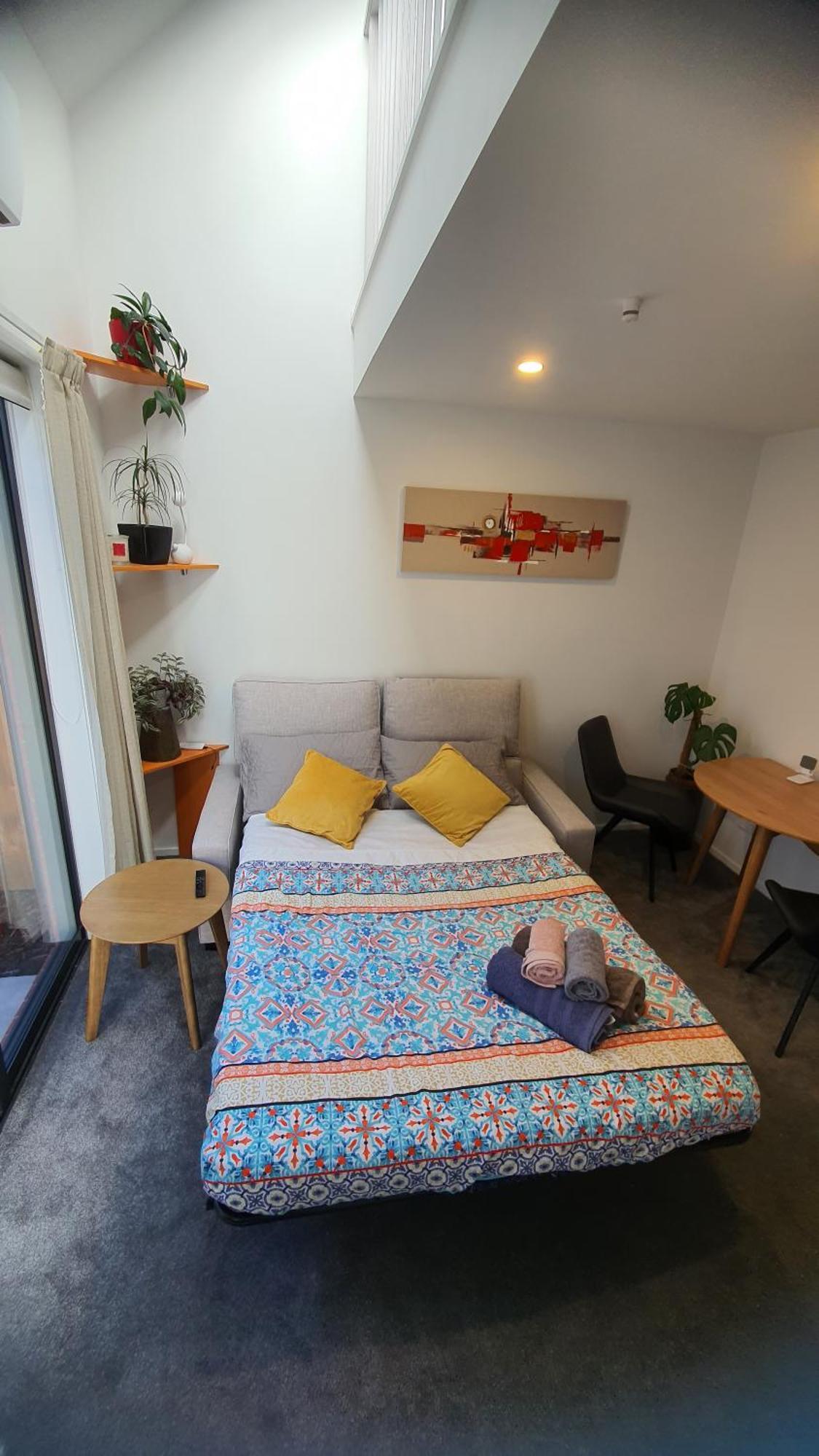 Modern Loft In Christchurch Cbd With Private Courtyard Экстерьер фото